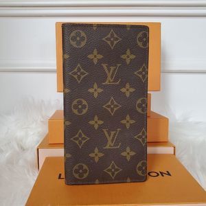 Louis Vuitton Monogram Bifold Wallet